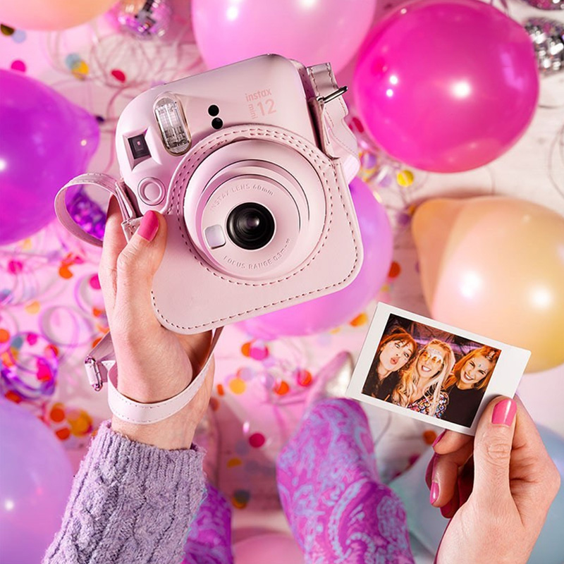 Fotocamera Fujifilm Instax Min - Interior Design Pinterest recensione e prezzo